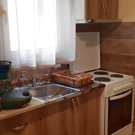City's Center Lux. Apt.up 4 Persons And Bbq Kavala
