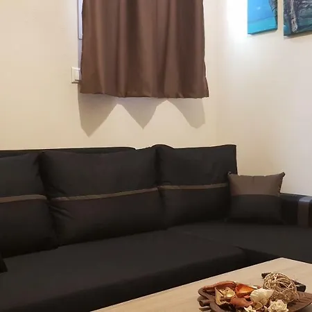 City's Center Lux. Apt.up 4 Persons And Bbq Appartement *