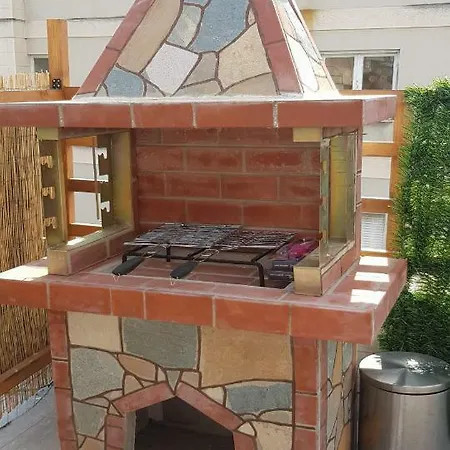 City's Center Lux. Apt.up 4 Persons And Bbq Appartement